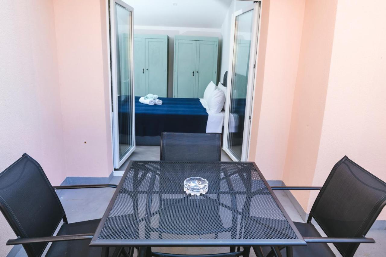 M9 Rooms Izola Bagian luar foto